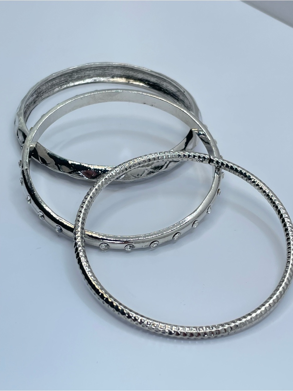 Silver Tone Stackable Bangle Set Rhinestone Textured Bracelets - Picture 4 of 6